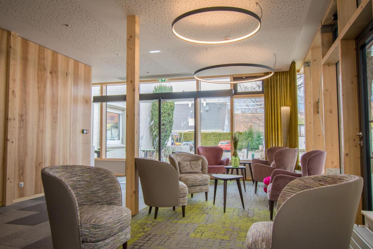 Aux Deux Clefs Hostellerie Groff Biesheim Extérieur photo